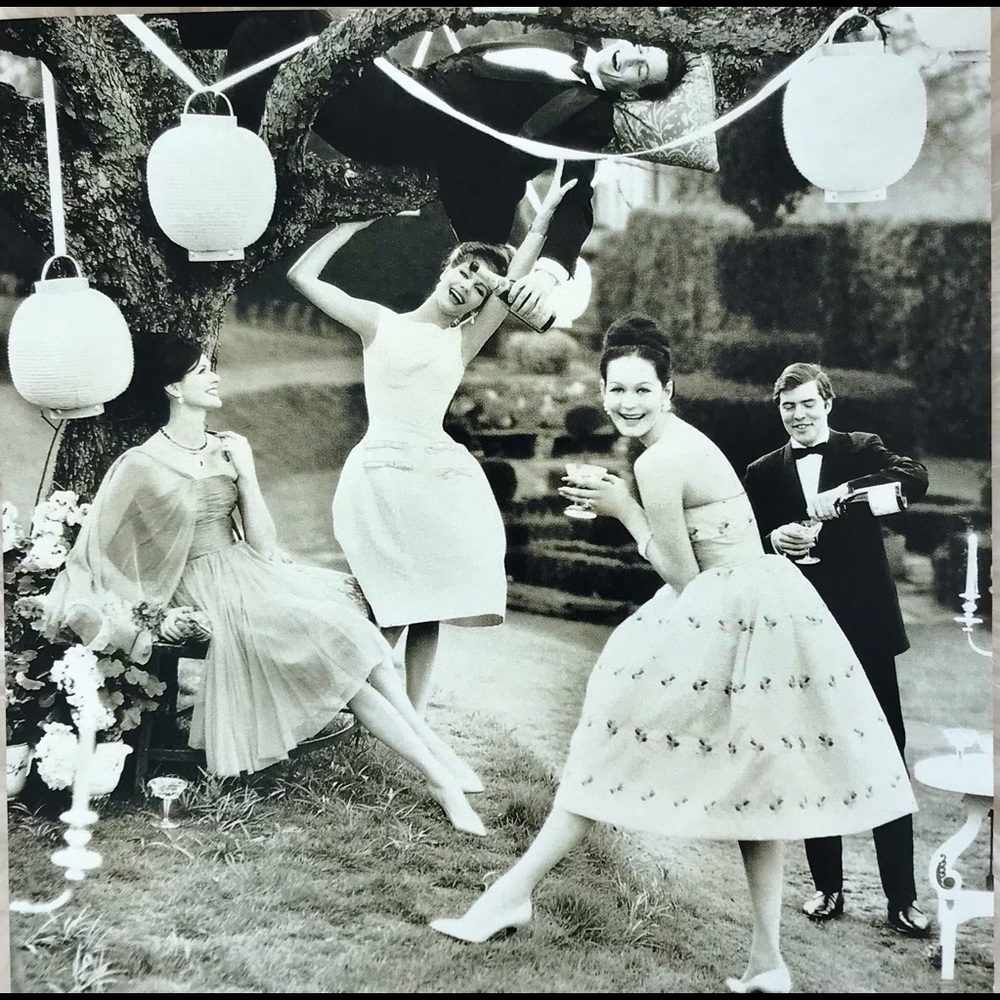 🍾Vintage Card Print The Vogue Collection Wall Art